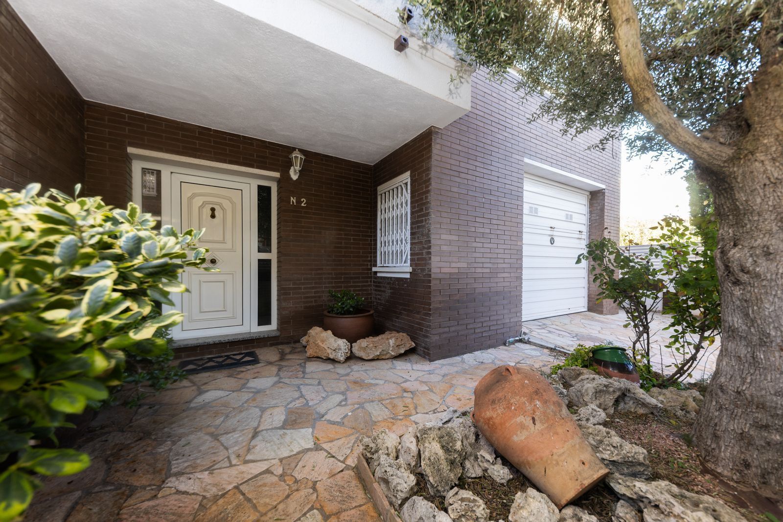 Single-family semi-detached to rent in La Roureda