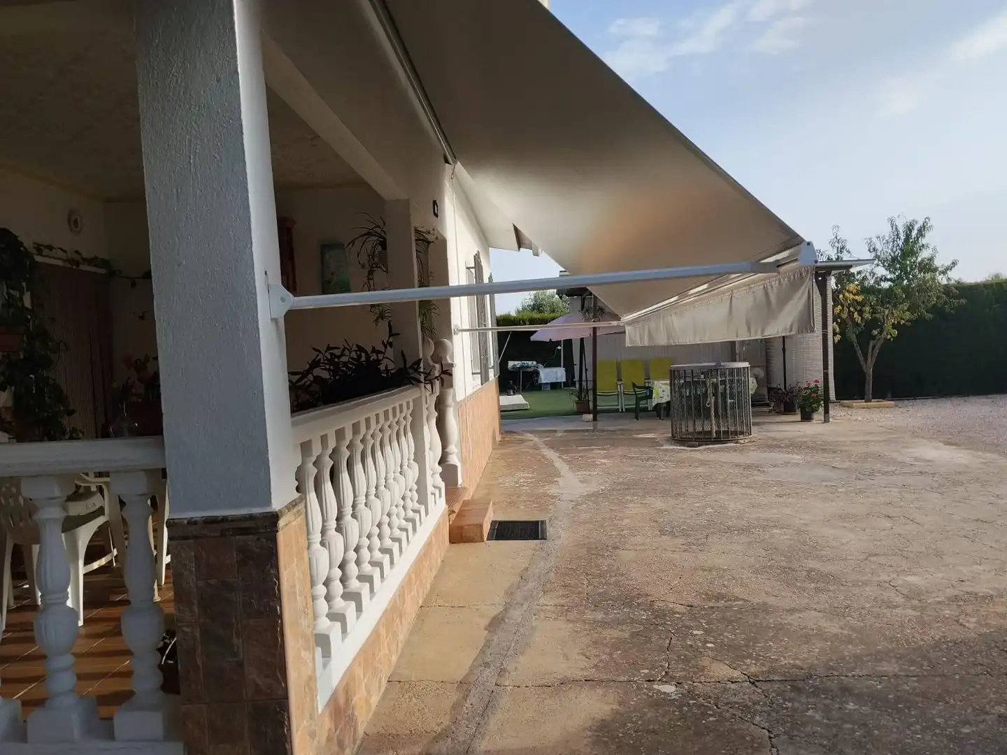Terrassa de Finca rústica en venda en La Carlota amb Piscina