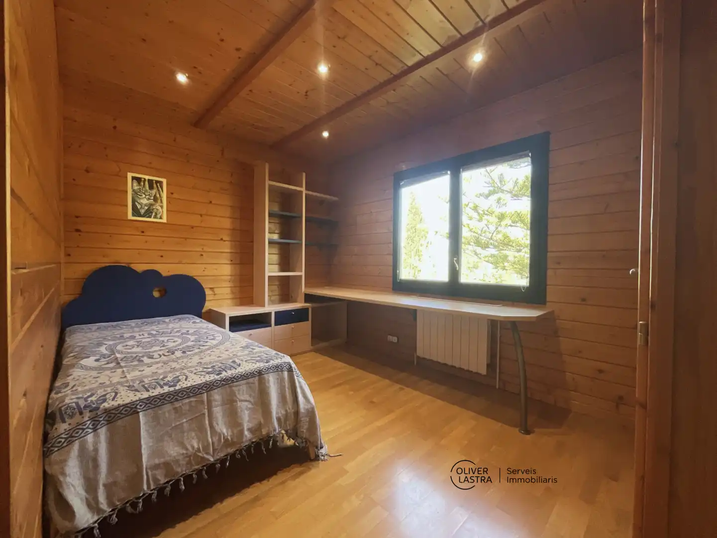 Habitación de Casa o chalet en venta en Sant Andreu de la Barca con Aire acondicionado, Calefacción y Jardín privado