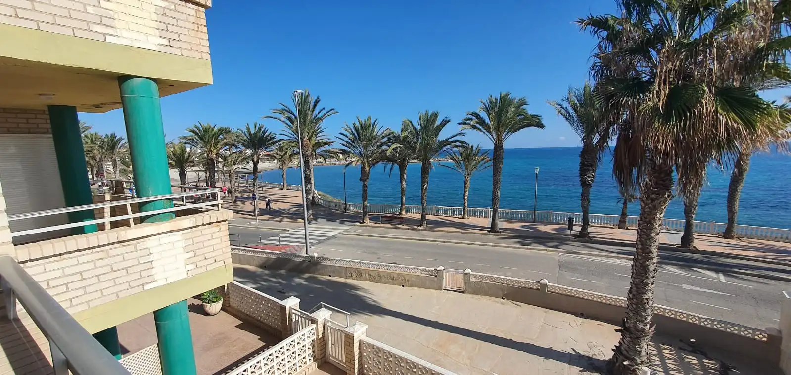 Vista exterior de Piso en venta en Pilar de la Horadada con Balcón y Alarma