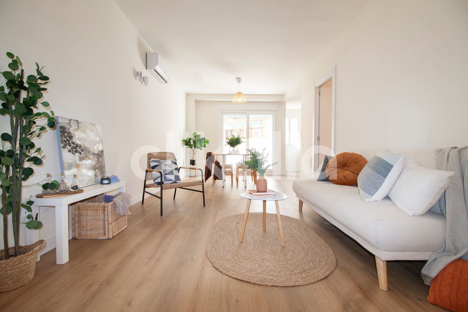 Sala d'estar de Pis en venda en Fuengirola amb Aire condicionat i Terrassa
