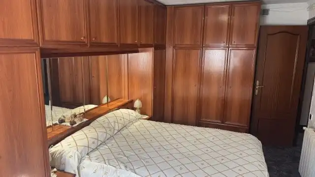 Schlafzimmer von Wohnung zum Verkauf in Cornellà de Llobregat mit Klimaanlage, Heizung und Ofen