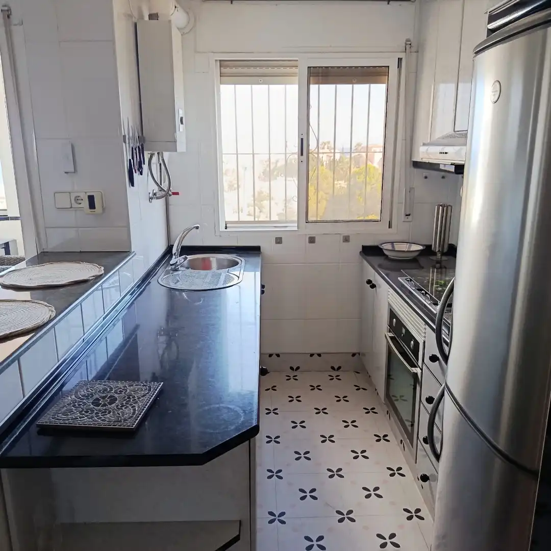 Chalet con terraza en alquiler en Pueblo Español - Coveta Fumá, imagen 10