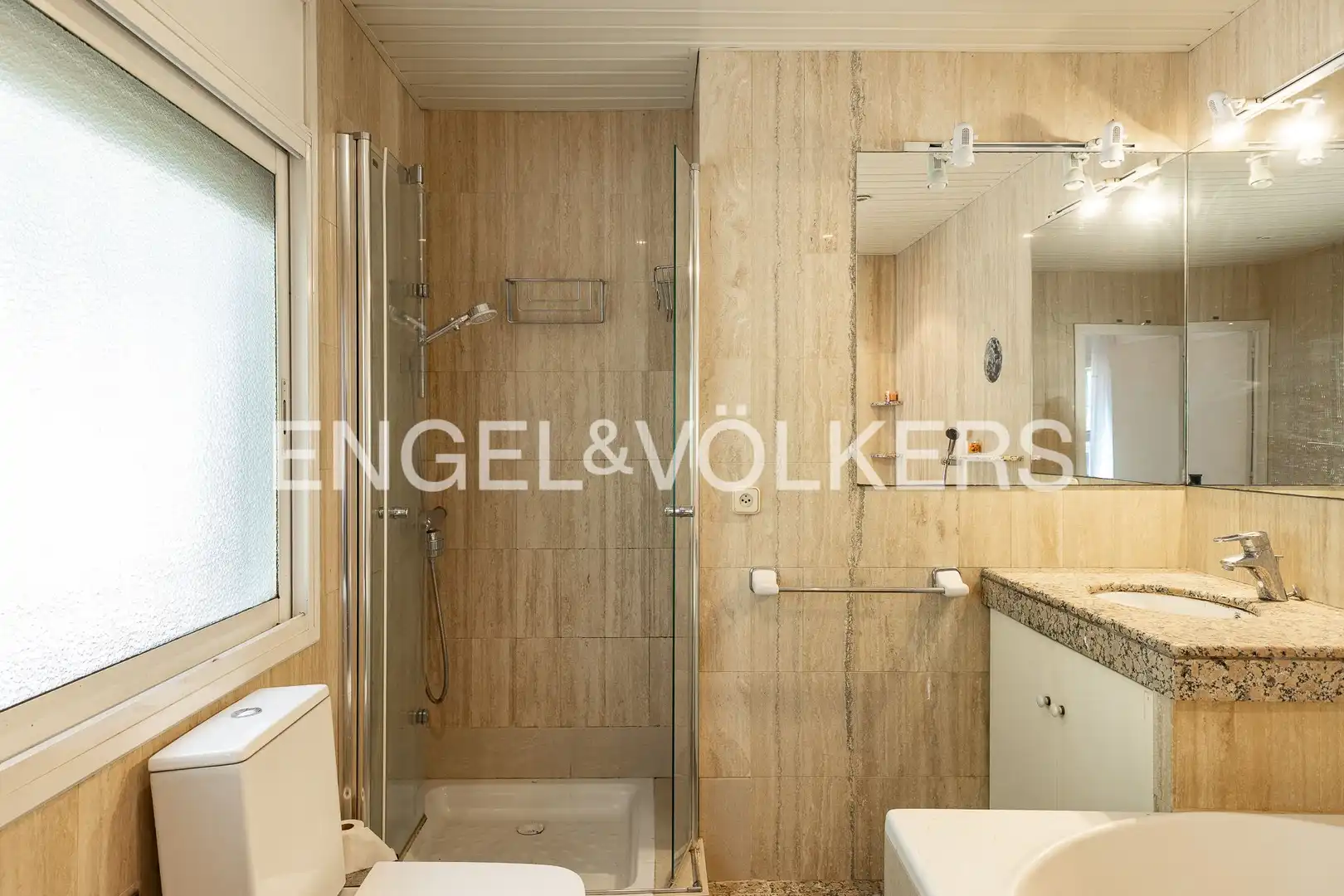 Baño de Casa o chalet en venta en Alella con Calefacción, Jardín privado y Parquet