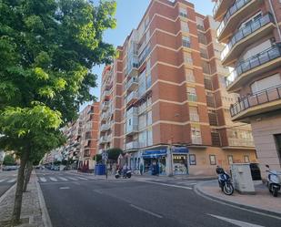 Vista exterior de Pis de lloguer en Cisneros amb Calefacció i Terrassa