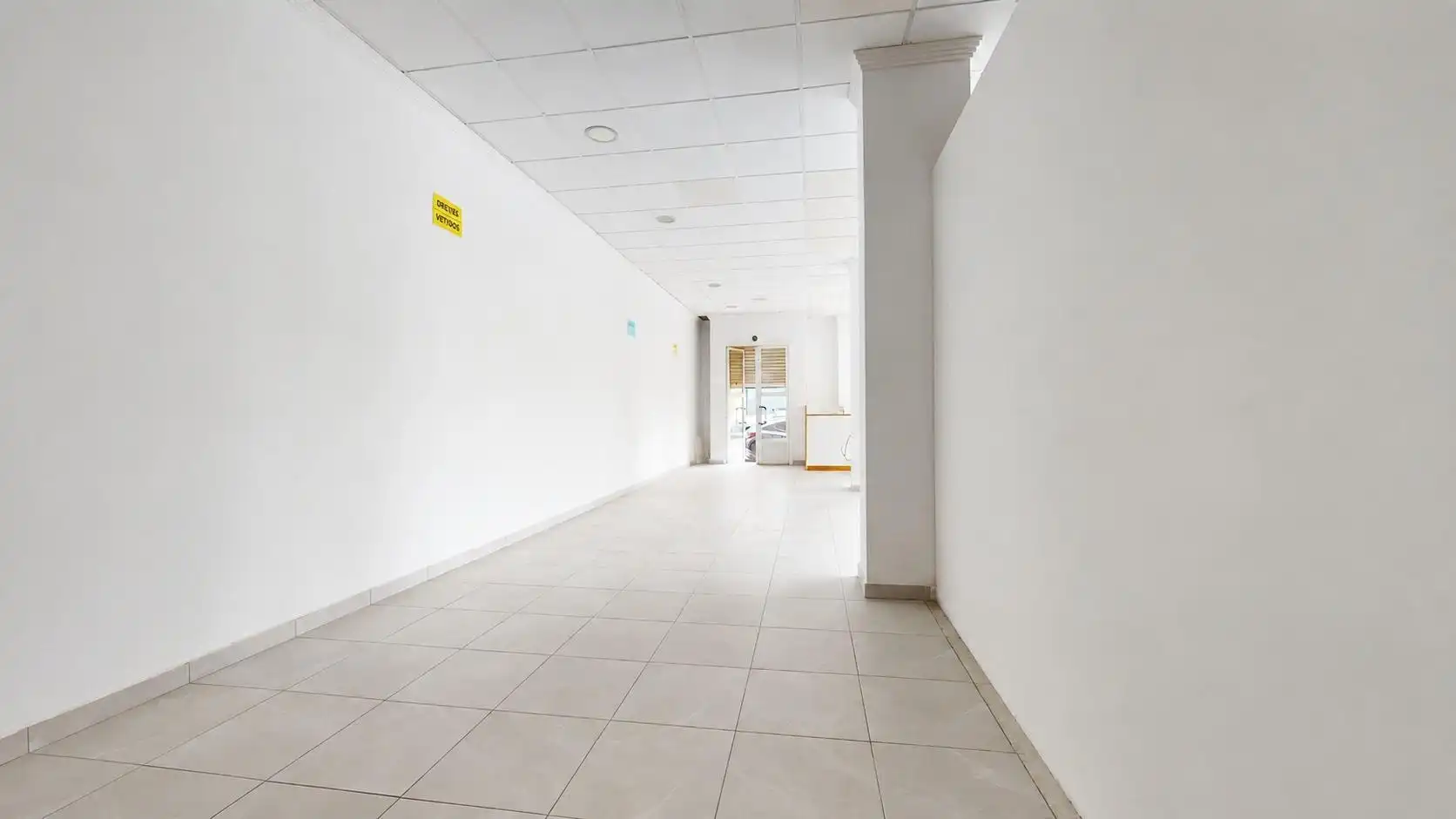 Commercial properties for sale in Avenida De Lepanto , 2, Cortes - Huertas