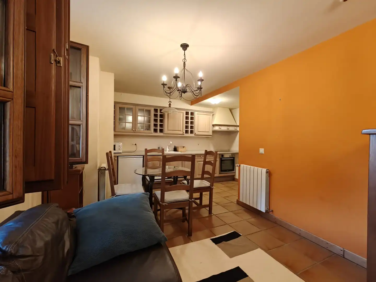 Casa con terraza en venta en Quirós, imagen 5