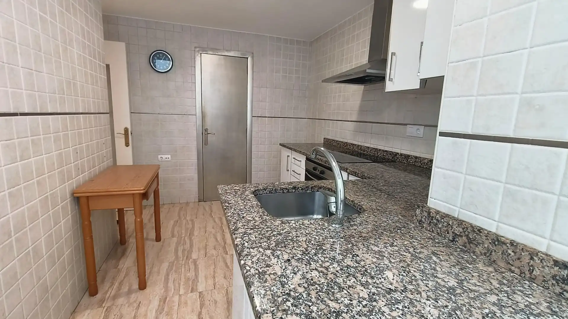 Cocina de Piso de alquiler en Alzira con Aire acondicionado y Horno