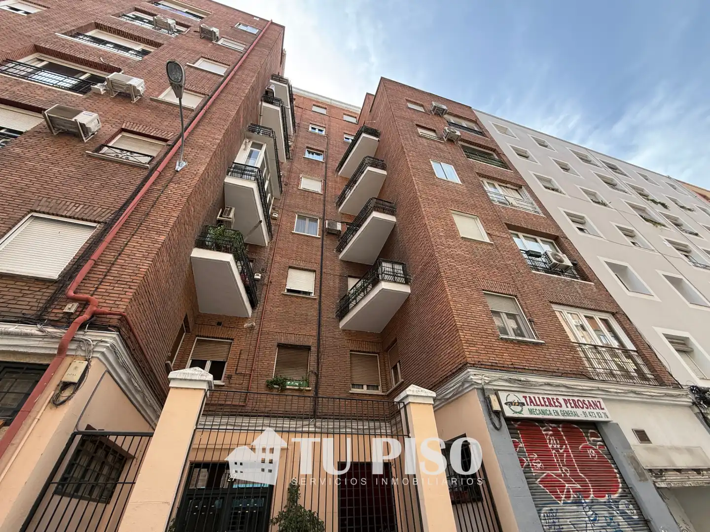 Vista exterior de Piso en venta en Madrid con Aire acondicionado, Calefacción y Balcón