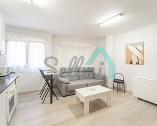 Living room of Flat to rent in Gijón   with Heating, Furnished and Internet