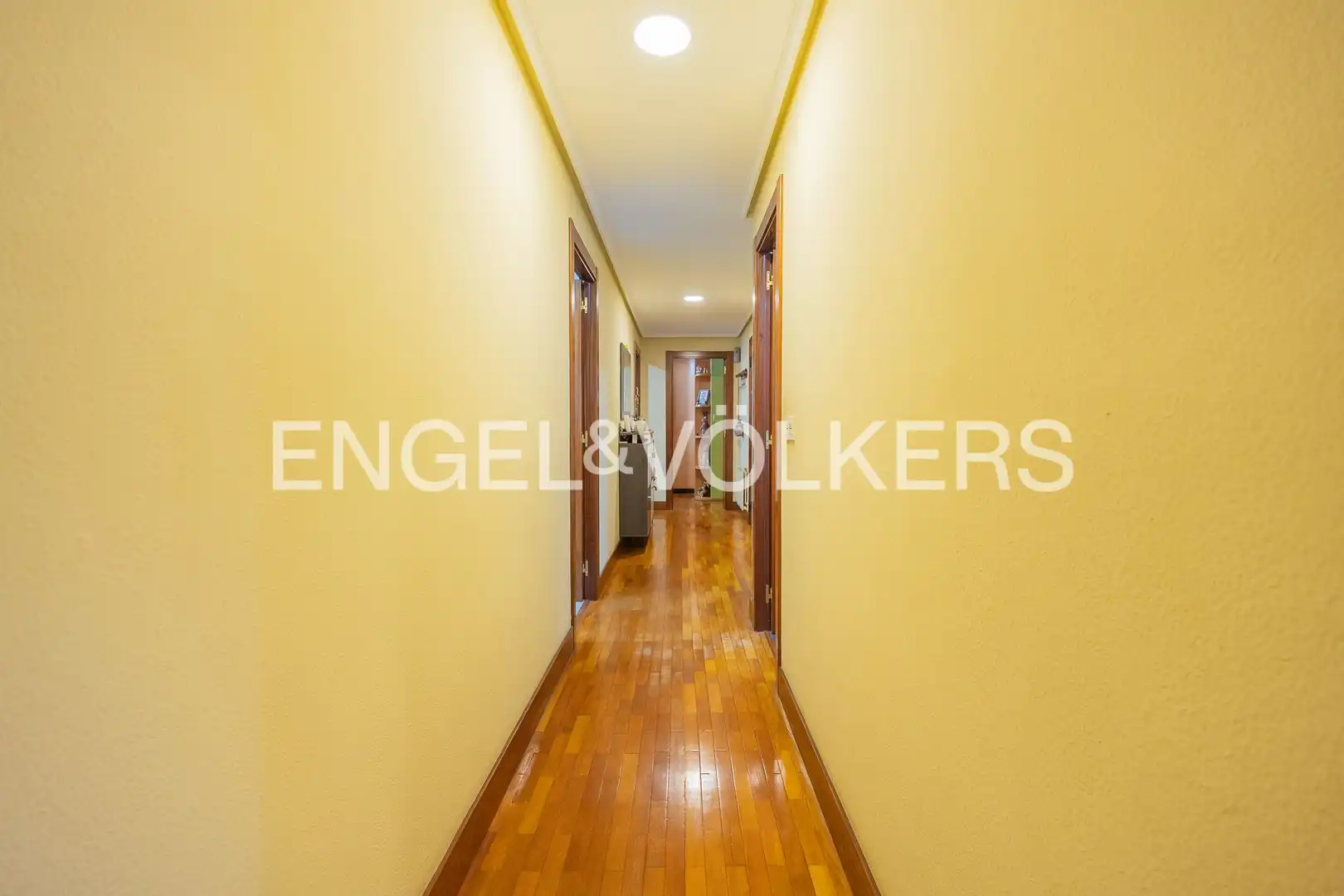 Piso en venta en Bilbao  con Calefacción y Terraza