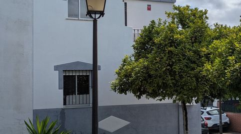 Foto 4 de Casa adosada en venta en Calle Cristóbal Halfter, Cavaleri, Mairena del Aljarafe