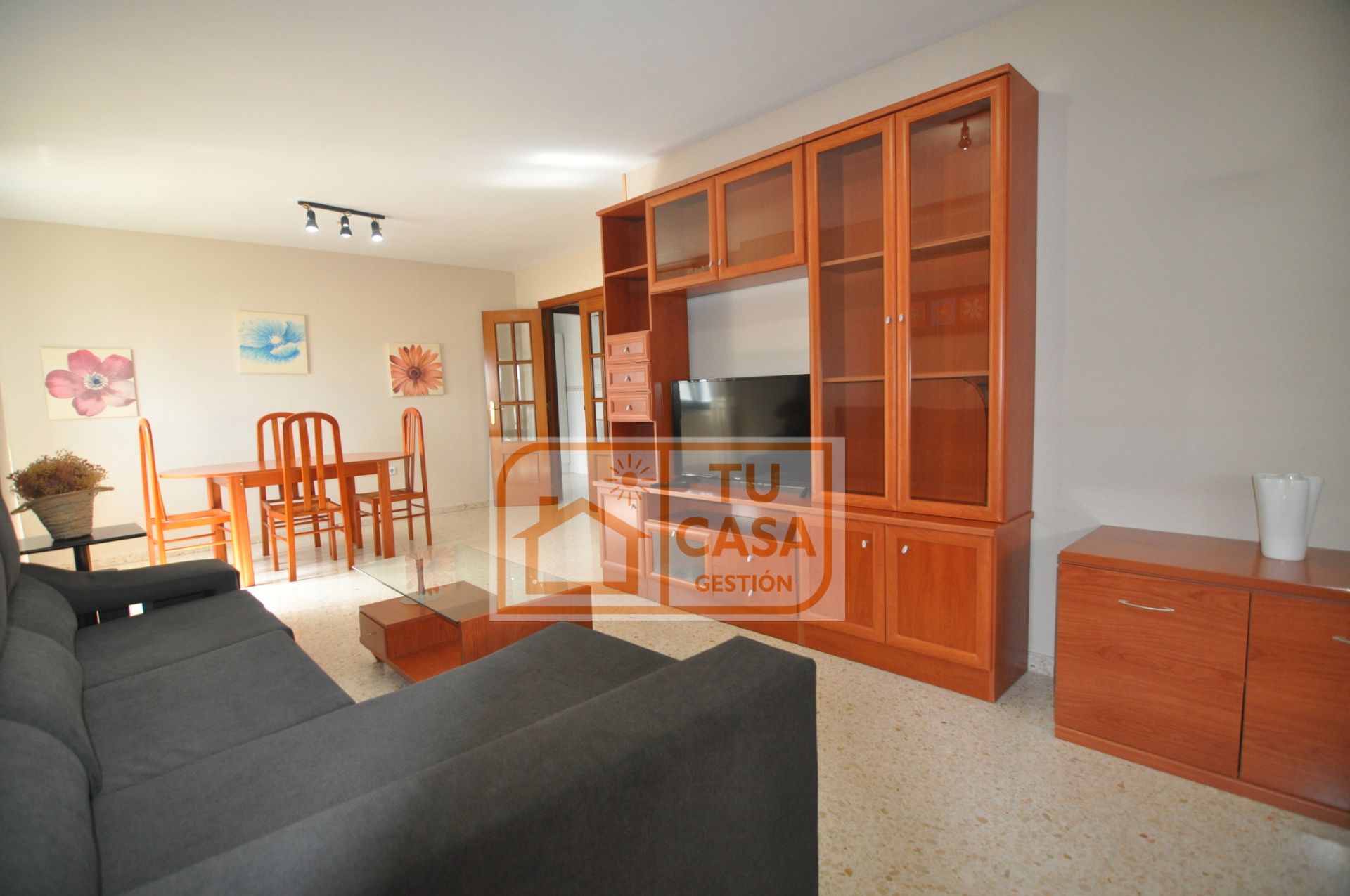 Sala de estar de Piso de alquiler en Cáceres Capital con Aire acondicionado, Calefacción y Terraza