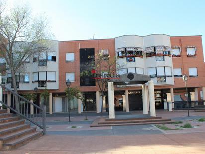 Exterior view of Flat to rent in Villaviciosa de Odón  with Heating, Parquet flooring and Terrace