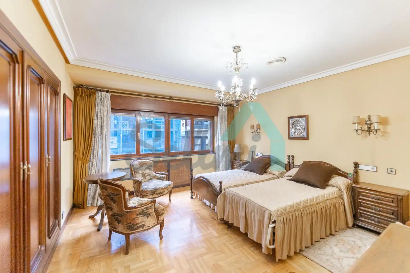 Bedroom of Flat for sale in Oviedo   with Heating, Parquet flooring and Terrace