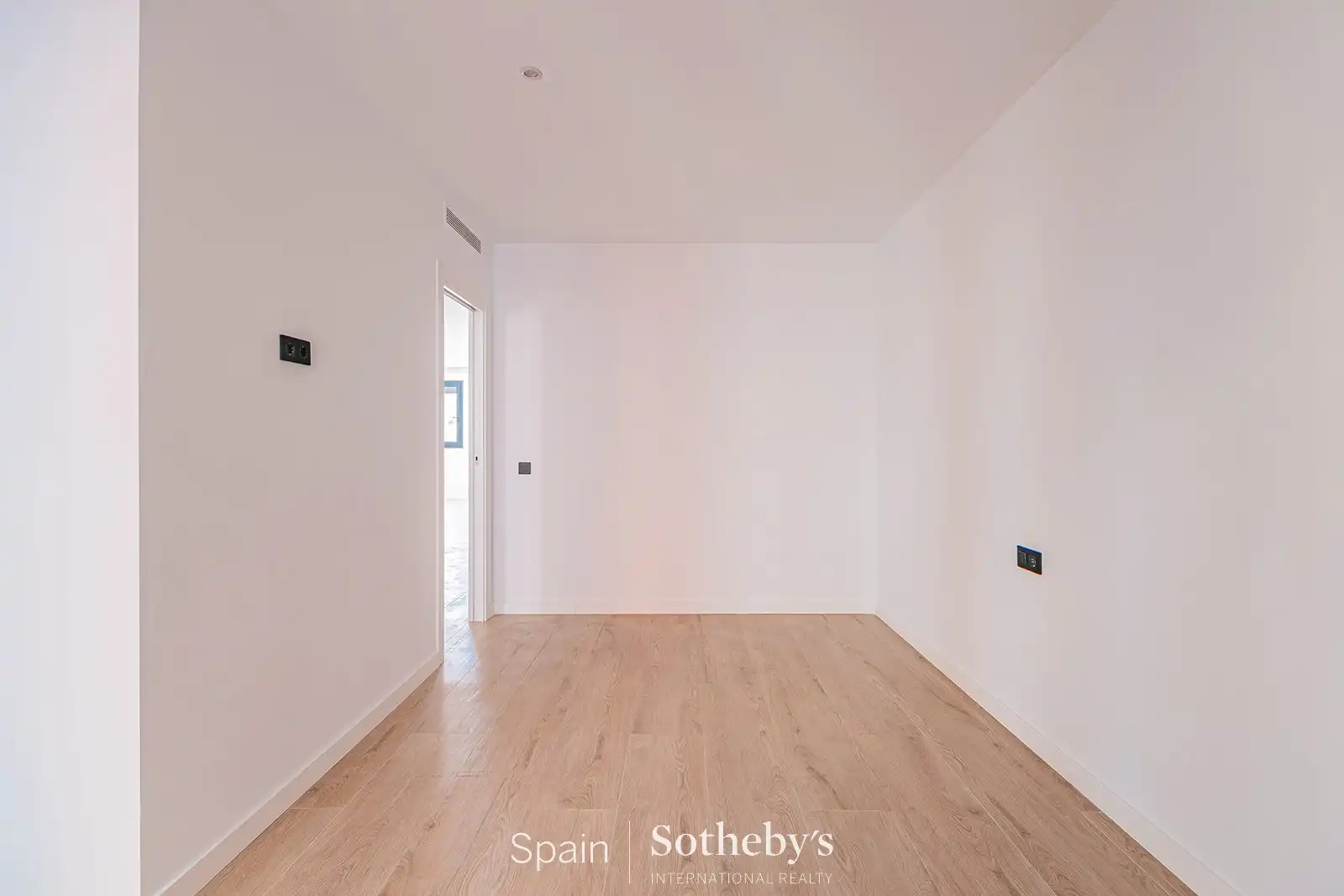 Apartamento en venta en Barcelona con Aire acondicionado, Calefacción y Terraza
