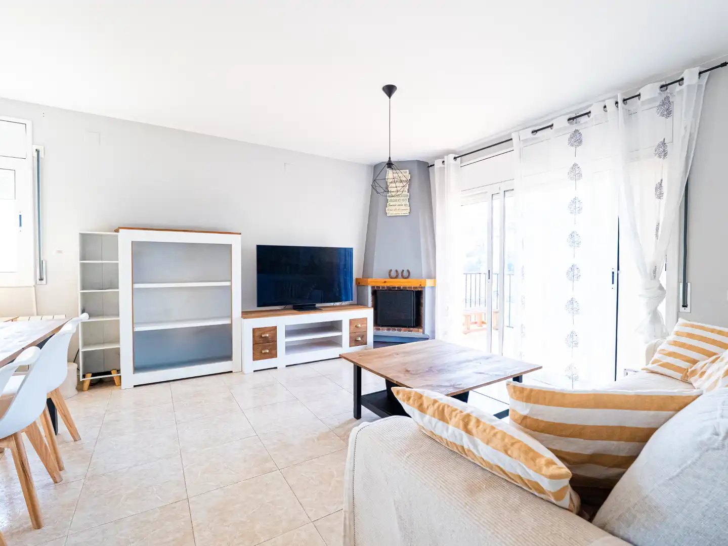 Living room of Detached homes for sale in Calafell  with Heating, Private garden and Terrace