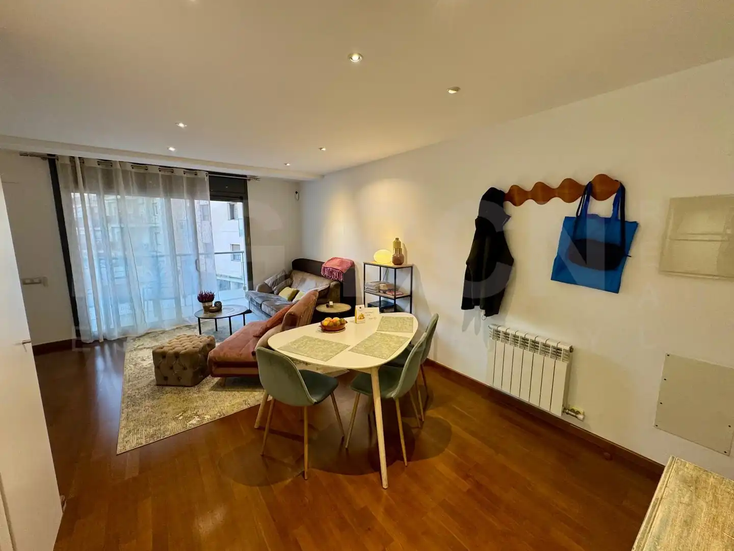 Sala de estar de Piso en venta en Barcelona con Aire acondicionado, Calefacción y Parquet