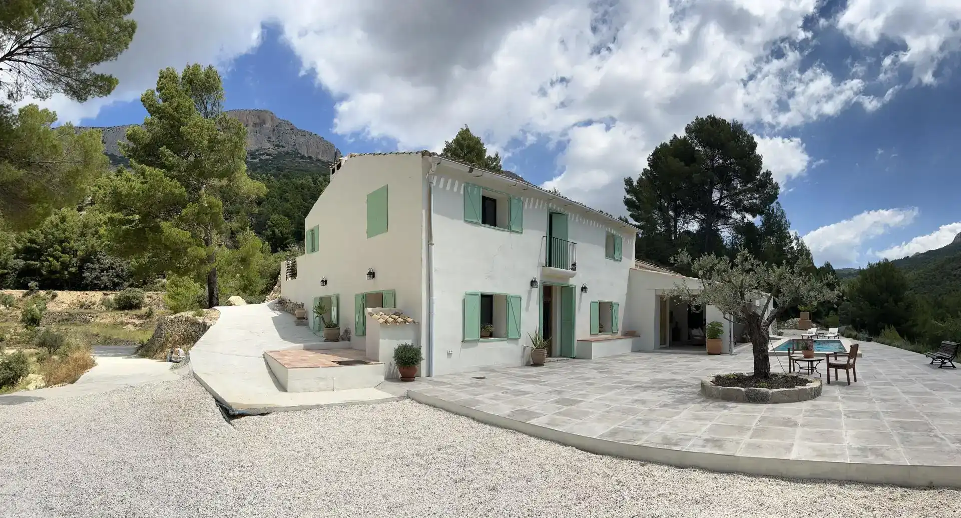 Vista exterior de Finca rústica en venda en Sella amb Piscina i Balcó