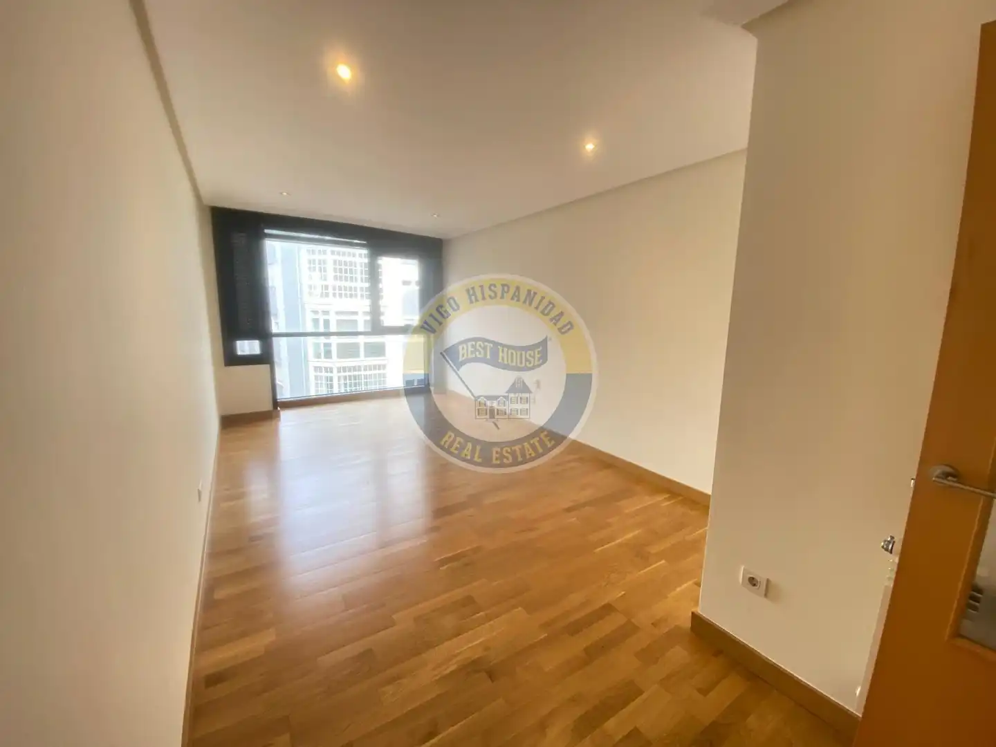 Living room of Apartments for sale in Vigo   with Heating and Storage room