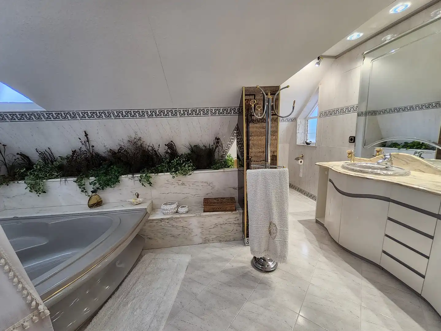 Bathroom of Houses for sale in San Vicente del Raspeig / Sant Vicent del Raspeig  with Storage room, Swimming Pool and Community pool