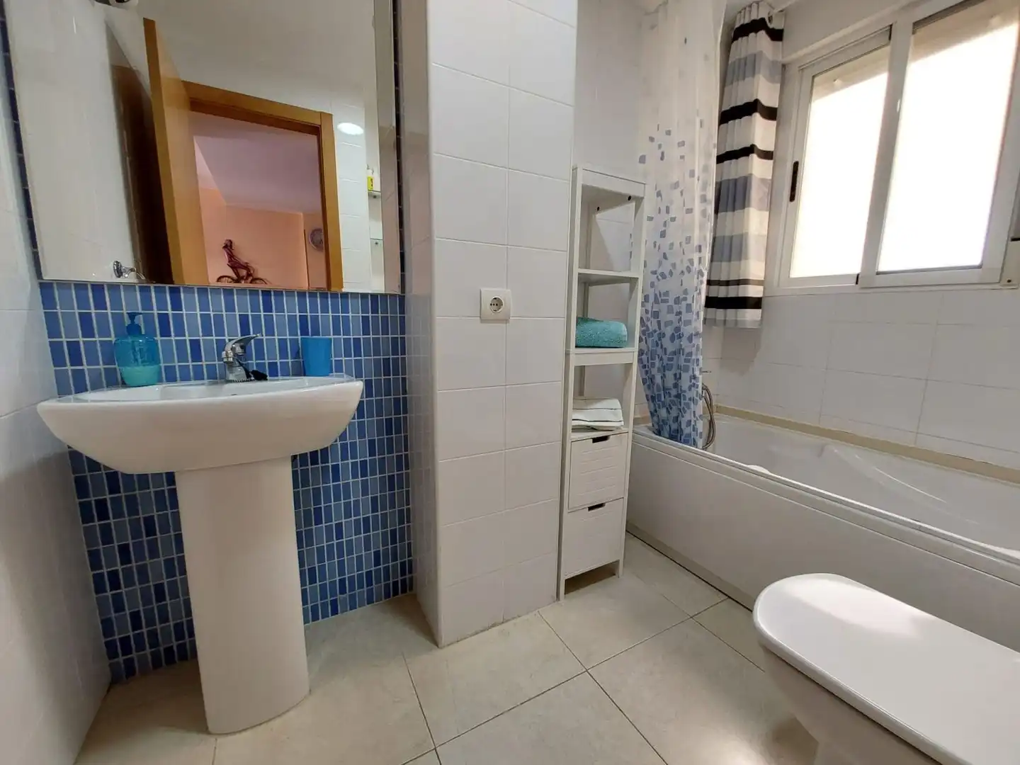 Baño de Apartamento en venta en Oropesa del Mar / Orpesa con Aire acondicionado, Calefacción y Terraza