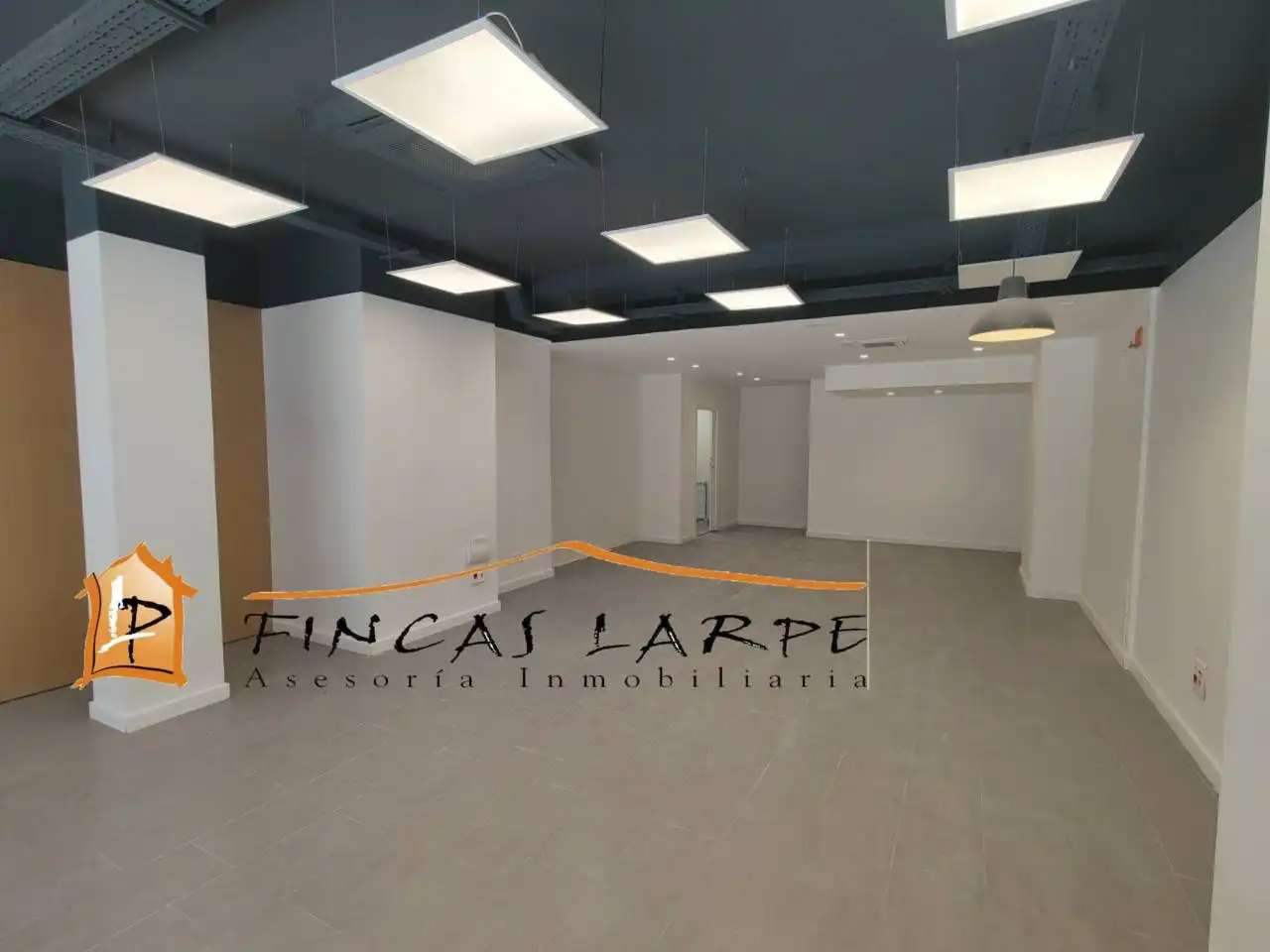 Local comercial en alquiler en Calle PUIG DEL RAVELL, imagen 2