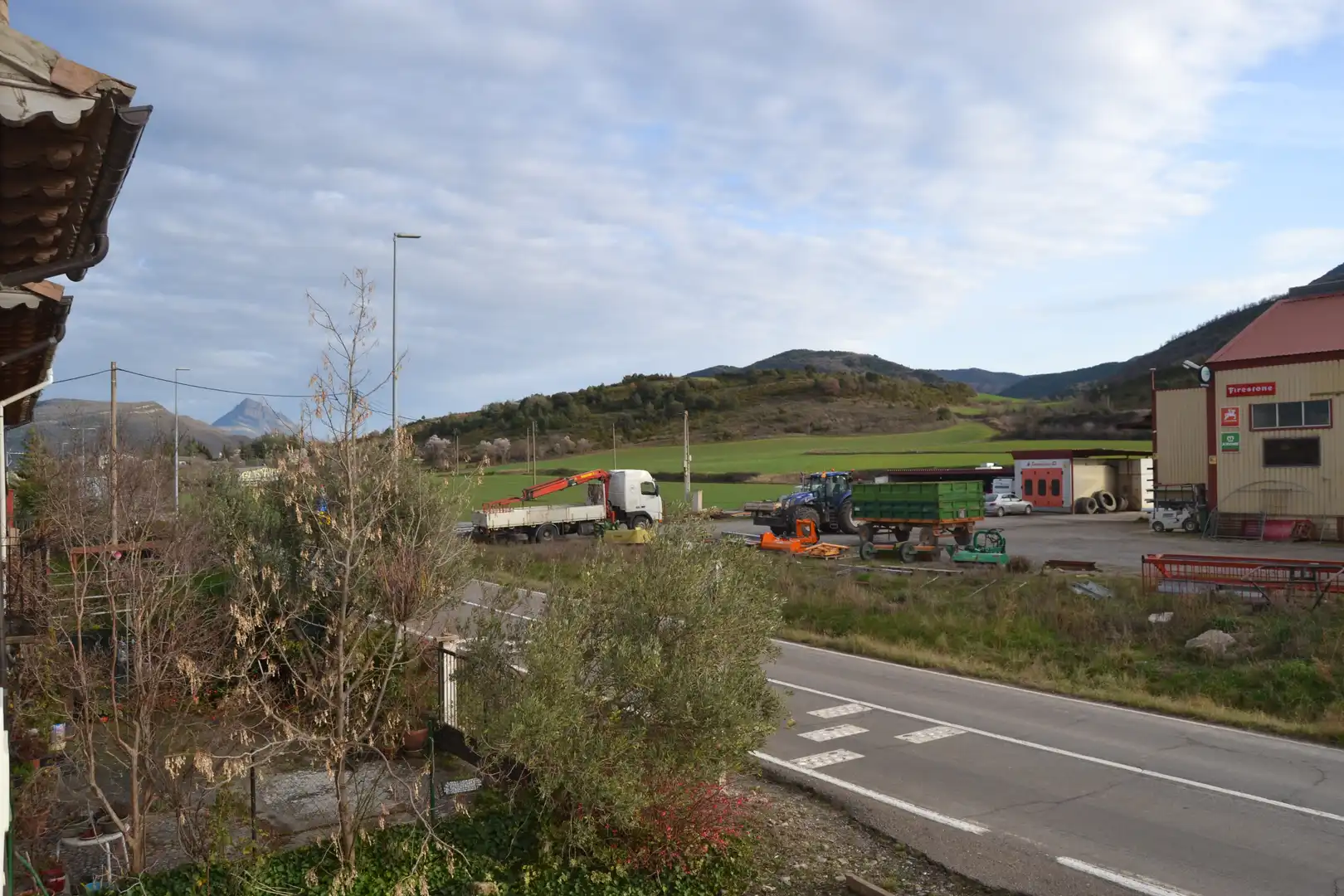 Vista exterior de Casa o xalet en venda en Santa Cilia amb Jardí privat