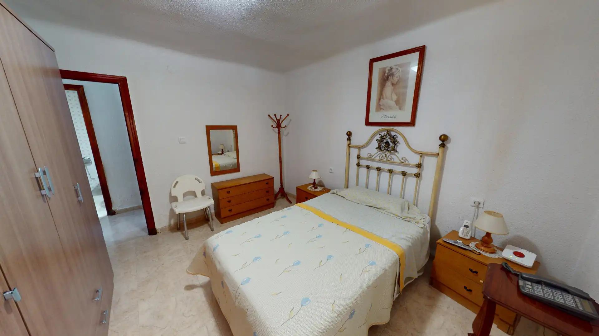 Habitación de Piso en venta en Alicante / Alacant con Aire acondicionado y Amueblado