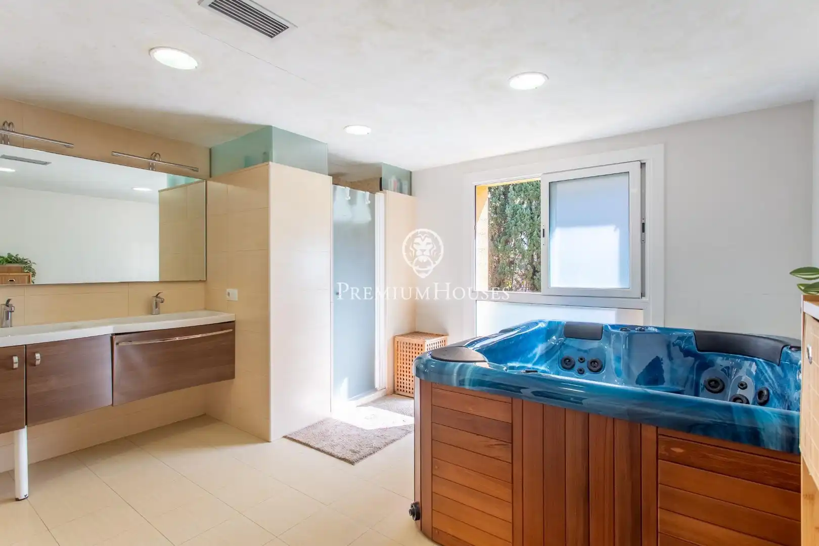 Baño de Casa o chalet en venta en Arenys de Mar con Calefacción, Jardín privado y Terraza