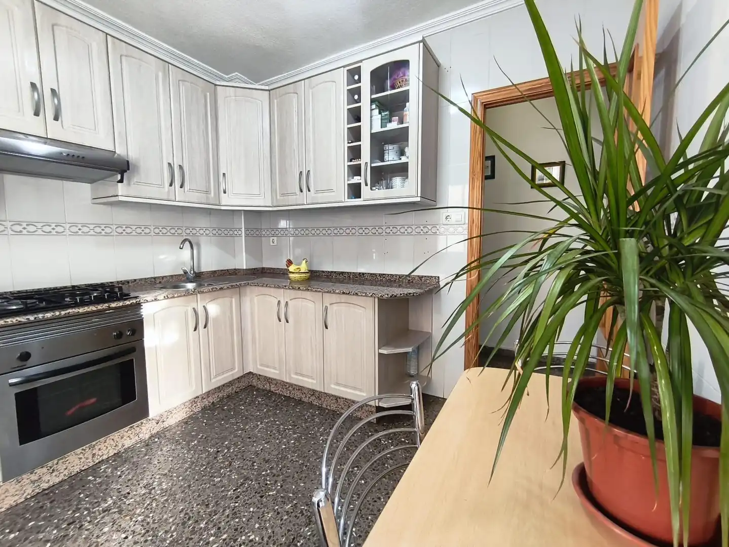 Flat with terrace for sale in Casco Urbano, imagen 9