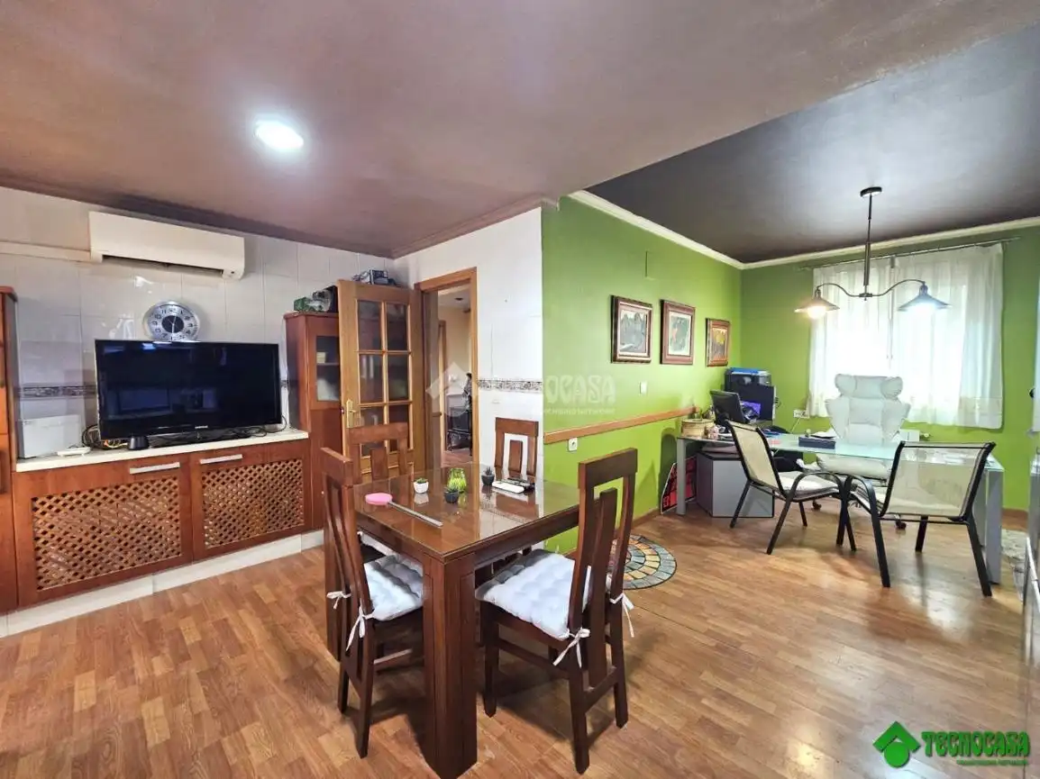 Casa adosada en venta en Pedanías - Extrarradio