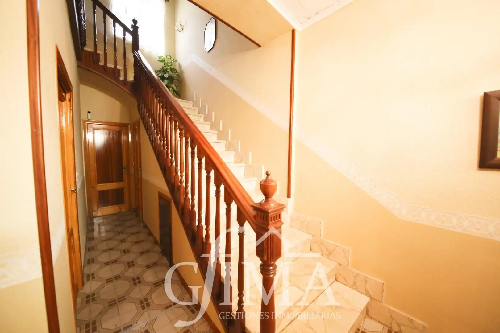 Houses for sale in Tomelloso  with Air Conditioner, Heating and Terrace