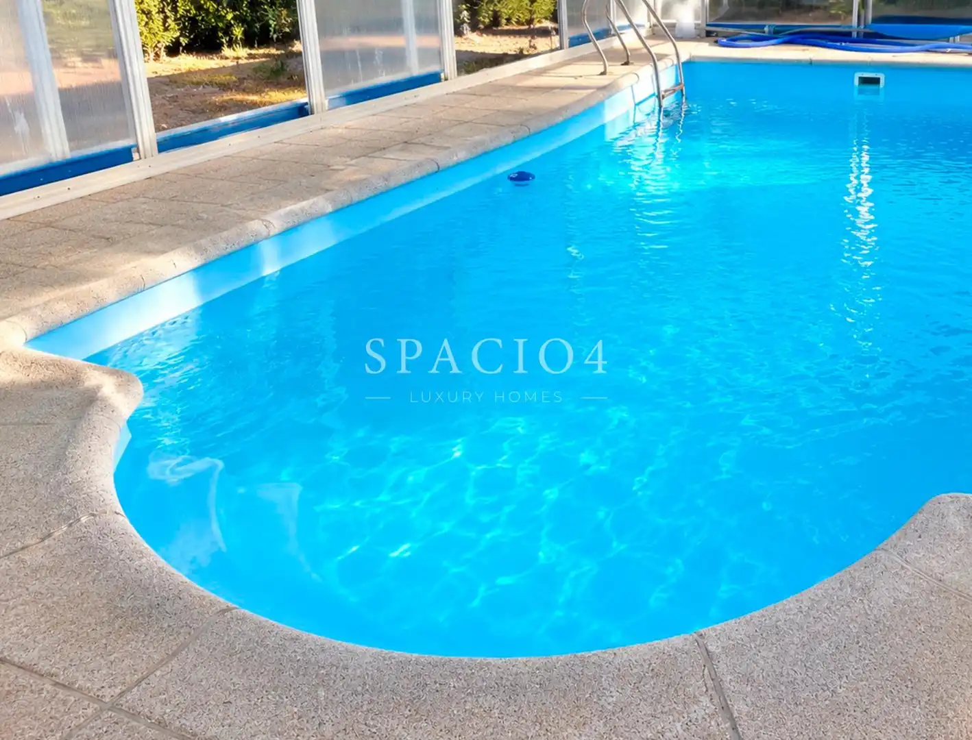 Piscina de Casa o chalet en venta en Marugán, Segovia