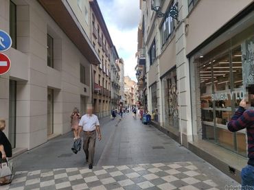 Local comercial en venda a Calle PUENTEZUELAS 8