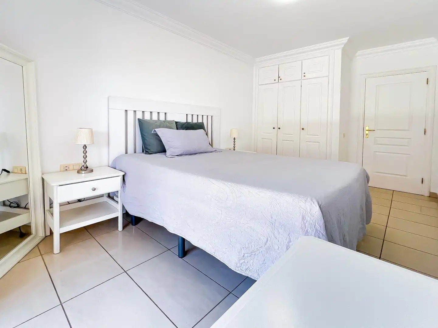 Schlafzimmer von Wohnungen zum Verkauf in Adeje mit Klimaanlage, Terrasse und Möbliert