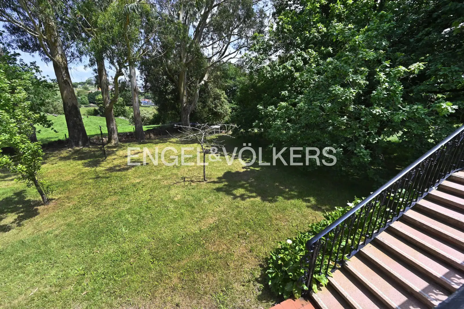 Casa o chalet en venta en DS VILLAPRESENTE-D 163(C) Polígono 4 - LADREA, Reocín