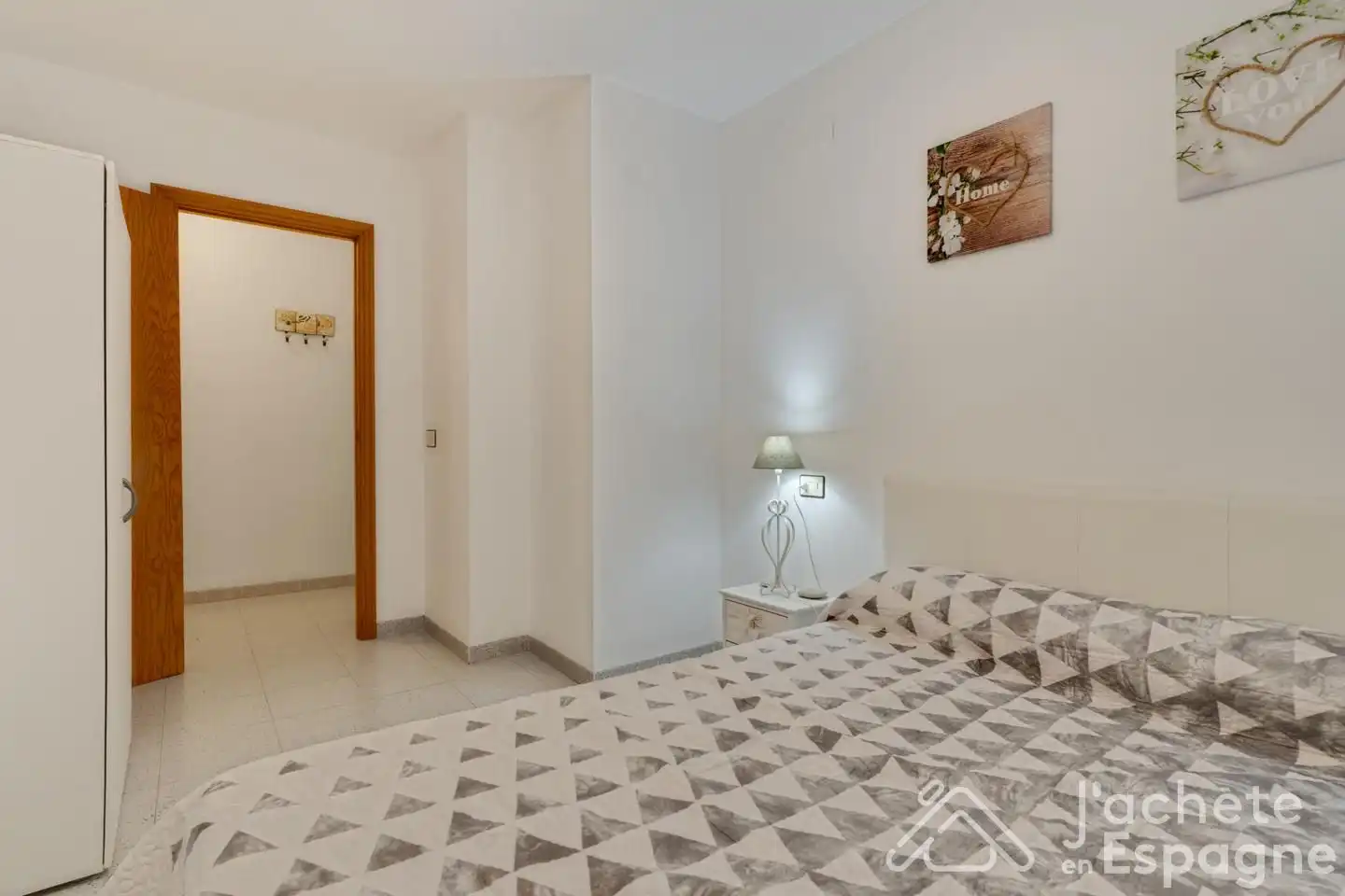 Habitación de Piso en venta en Moncofa con Aire acondicionado, Terraza y Amueblado