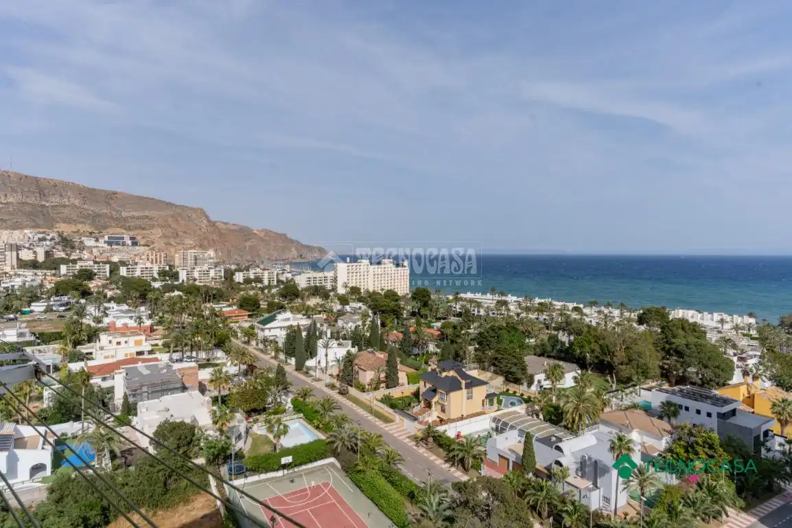 Exterior view of Flat for sale in Roquetas de Mar