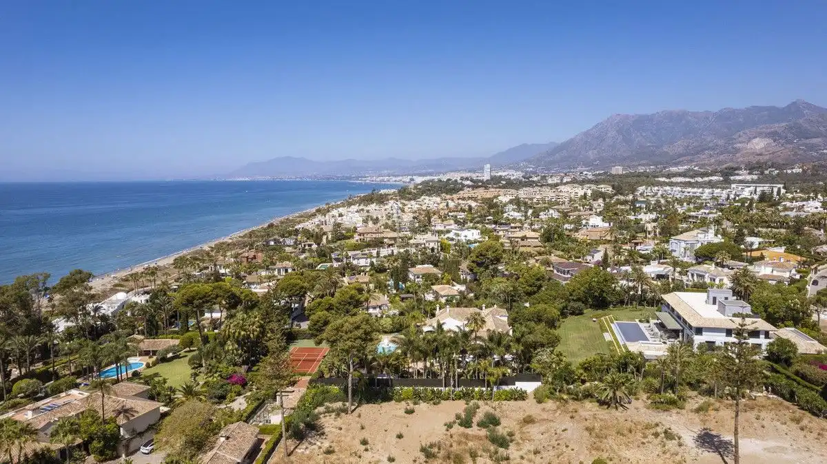 Vista exterior de Casa o xalet en venda en Mijas amb Terrassa i Piscina comunitària
