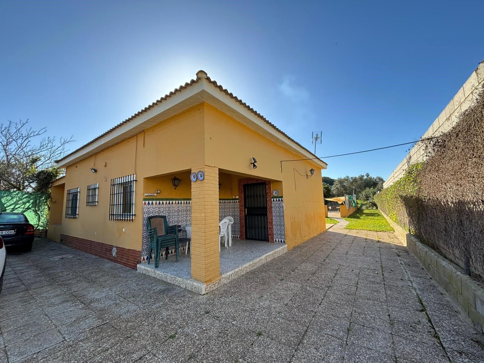 Exterior view of House or chalet for sale in Chiclana de la Frontera  with Swimming Pool