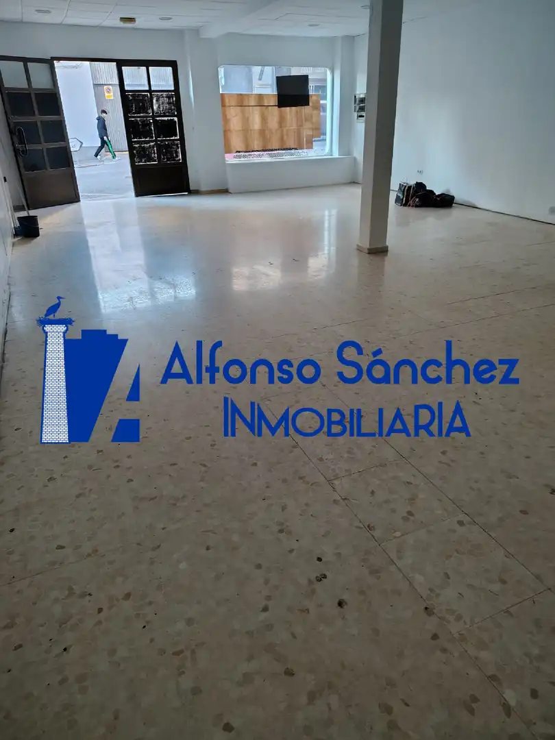 Local comercial en venda a Almendralejo, imagen 3