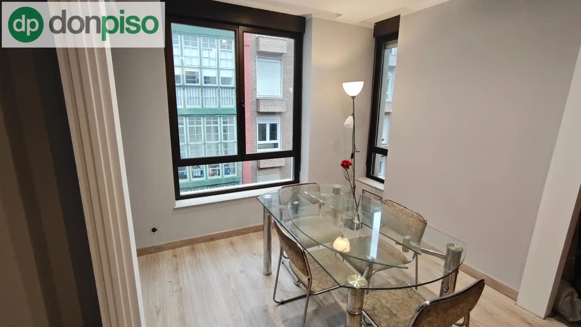 Vista exterior de Piso en venta en Torrelavega 
