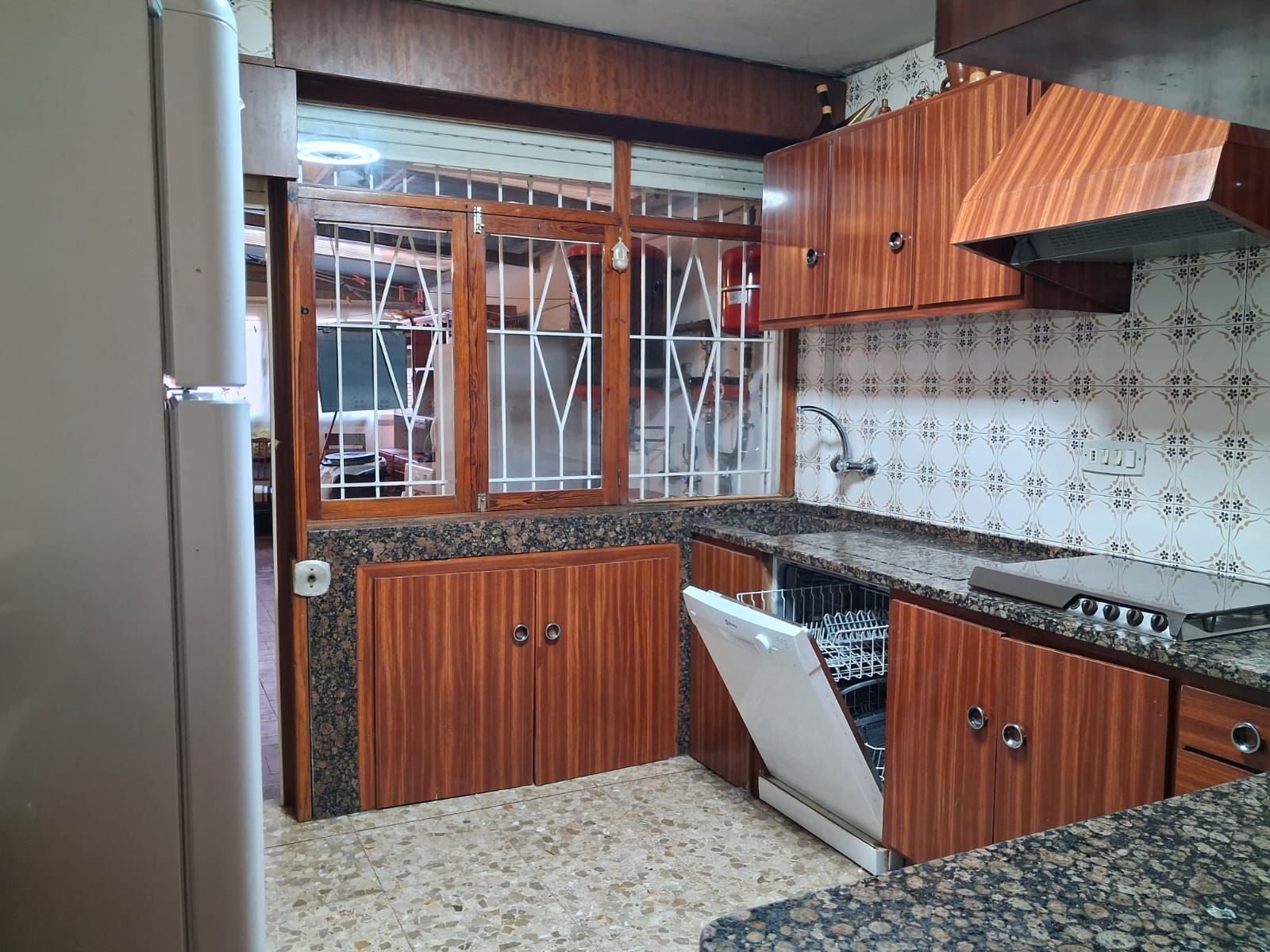 Küche von Wohnung zum verkauf in Fene mit Heizung, Terrasse und Abstellraum