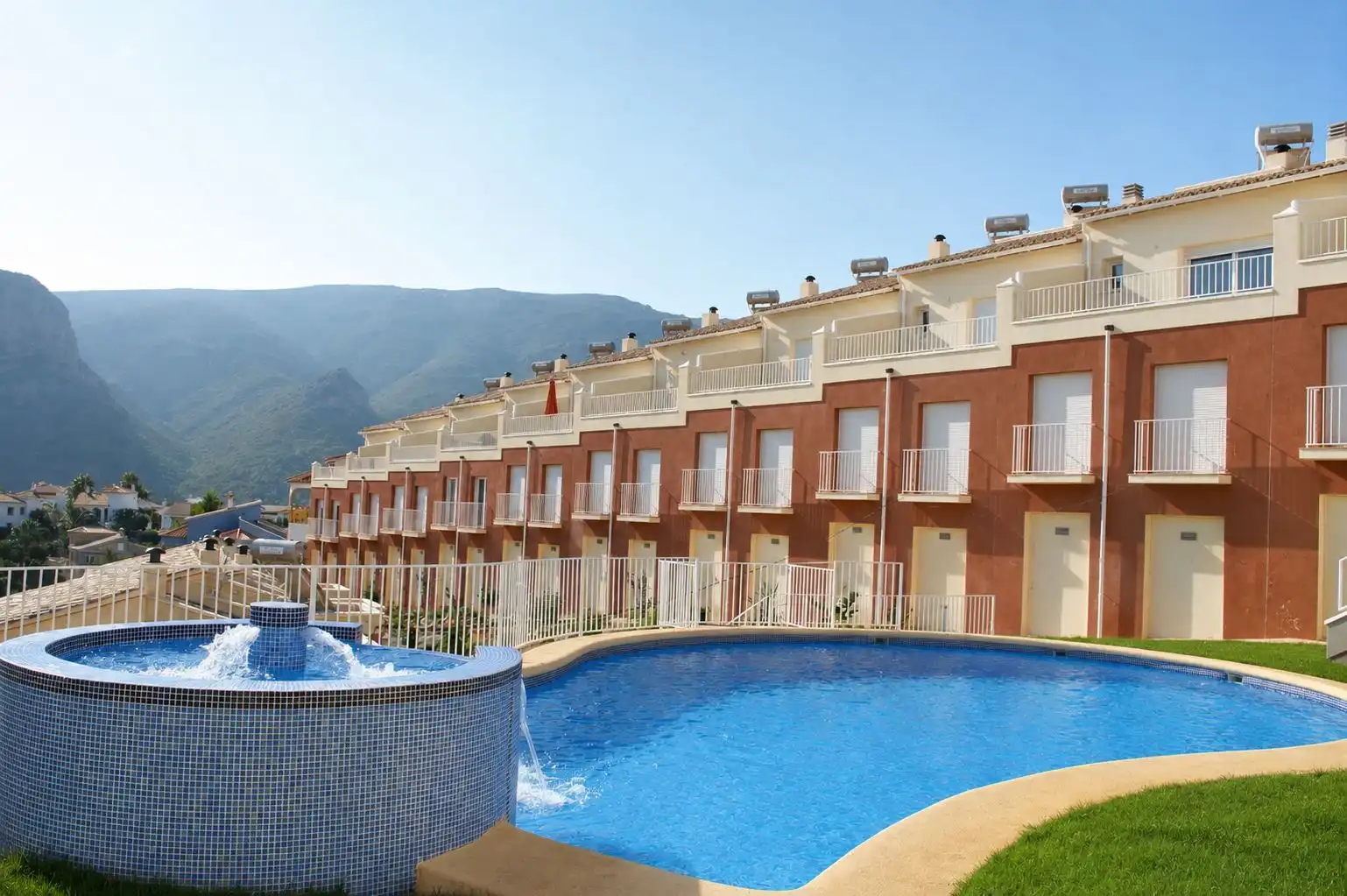 Piscina de Apartament en venda en Pedreguer amb Aire condicionat, Calefacció i Jardí privat