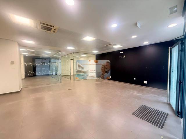 Local comercial en Alquiler en REY DON JAIME en Casco Histórico