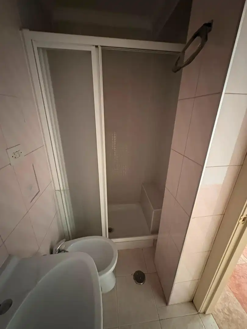 Bany de Pis en venda en Granada