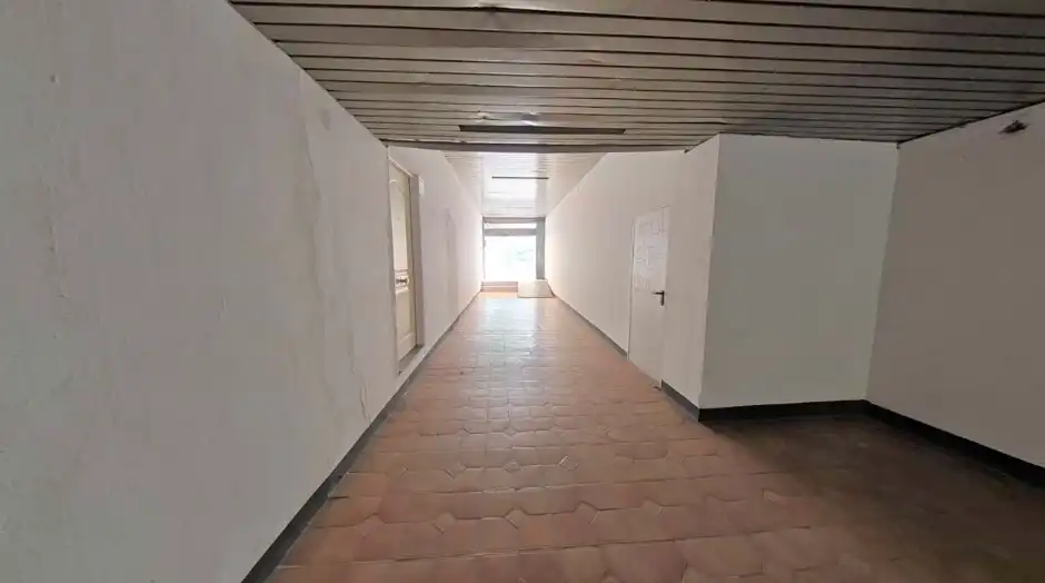 Local comercial en venda a Avenida Doctor Oloriz, imagen 4