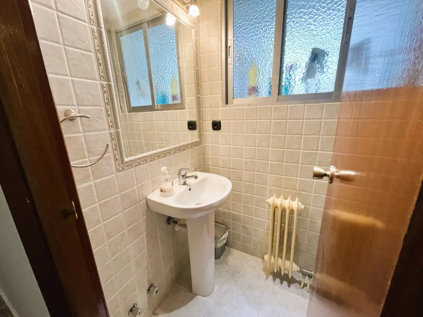 Baño de Piso en venta en Jaén con Aire acondicionado, Calefacción y Balcón