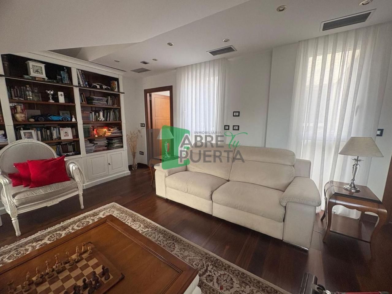 Sala de estar de Ático en venta en Ourense Capital  con Aire acondicionado, Calefacción y Trastero